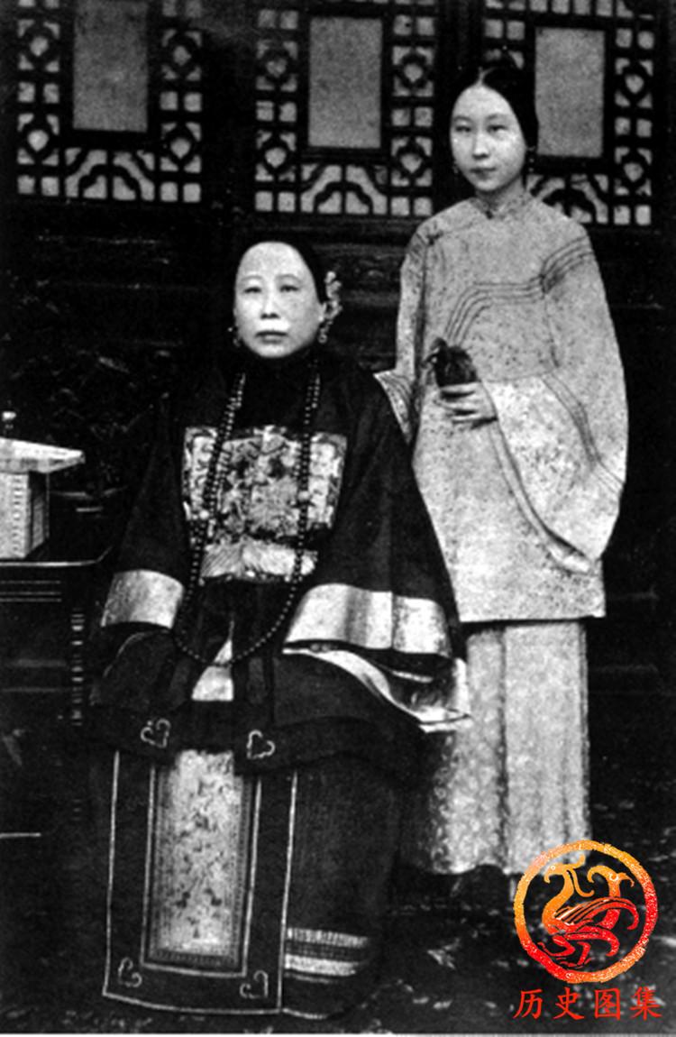 官夫人甜宠记，自信滋养下的变化学习之旅最新章节